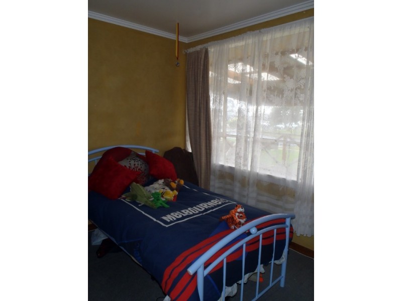 6 Ronald Crescent, Somerset TAS 7322