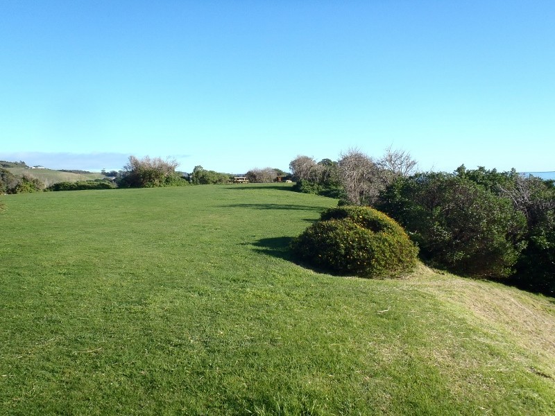 534 Penguin Road, Penguin TAS 7316
