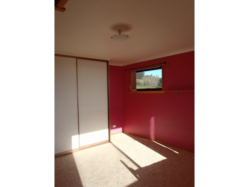 534 Penguin Road, Penguin TAS 7316