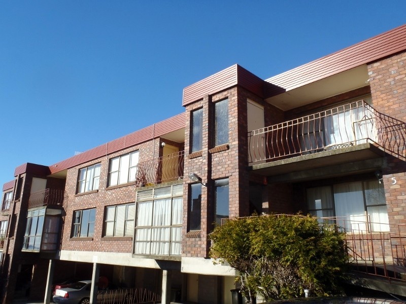 9/18 Queen Street, Burnie TAS 7320