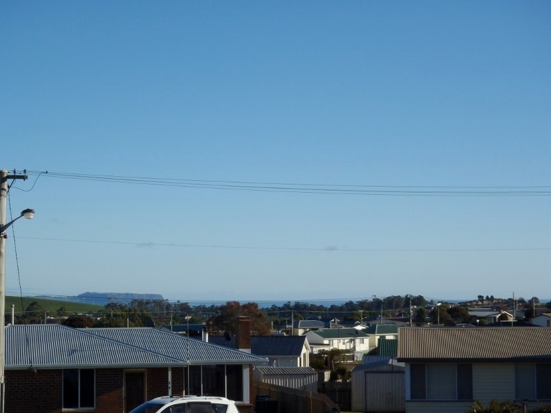 17 Gracie Crescent, Burnie TAS 7320