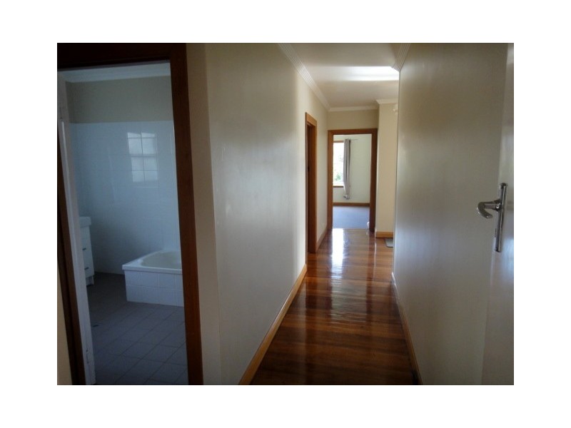 5 Malunna Crescent, Burnie TAS 7320