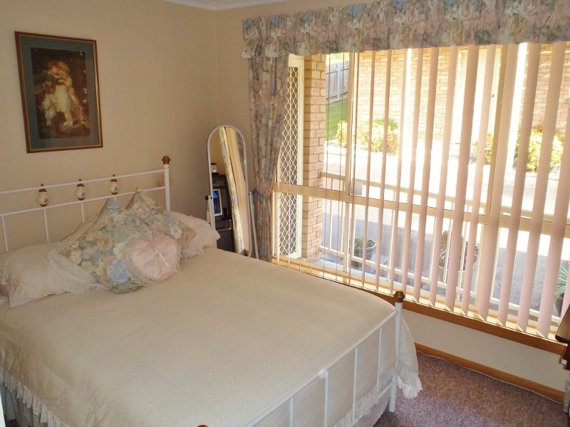 2/106 Cardigan Street, Somerset TAS 7322