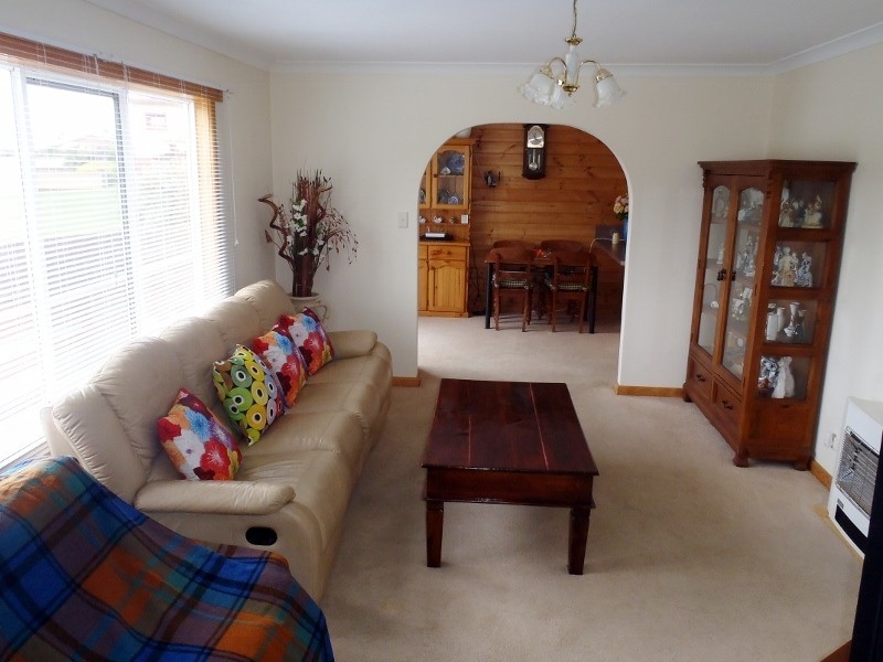6 Old Cam Road, Somerset TAS 7322