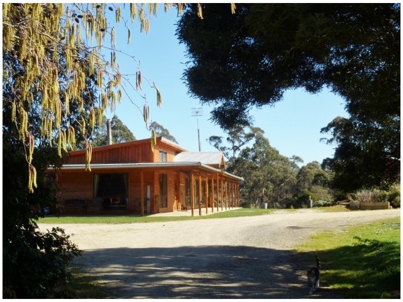 230 Lyons Road, Lapoinya TAS 7325