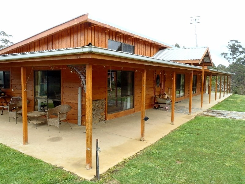 230 Lyons Road, Lapoinya TAS 7325