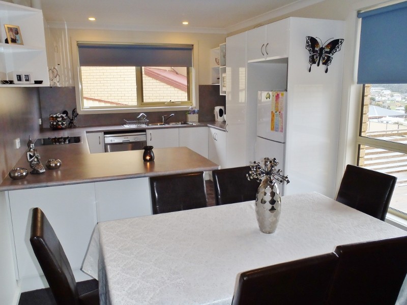 5/23 Heather Crescent, Park Grove TAS 7320