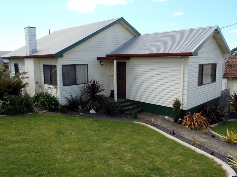 17 Cabot Street, Burnie TAS 7320