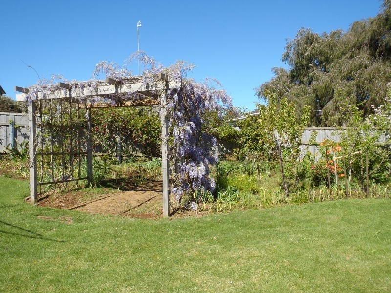 10 Nairana Avenue, Burnie TAS 7320