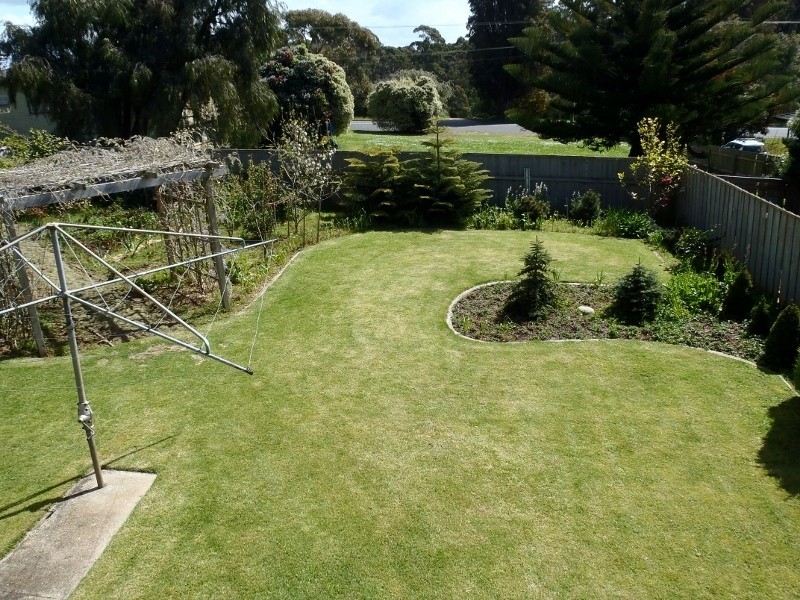 10 Nairana Avenue, Burnie TAS 7320