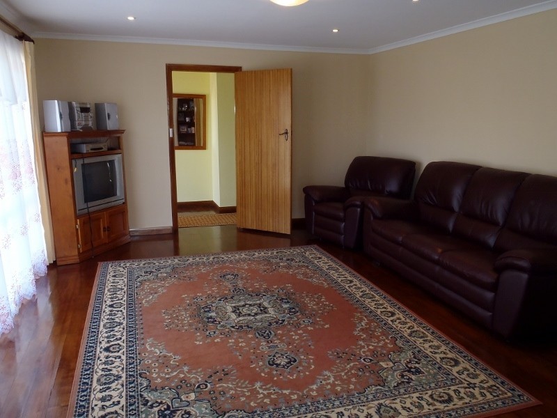 10 Nairana Avenue, Burnie TAS 7320