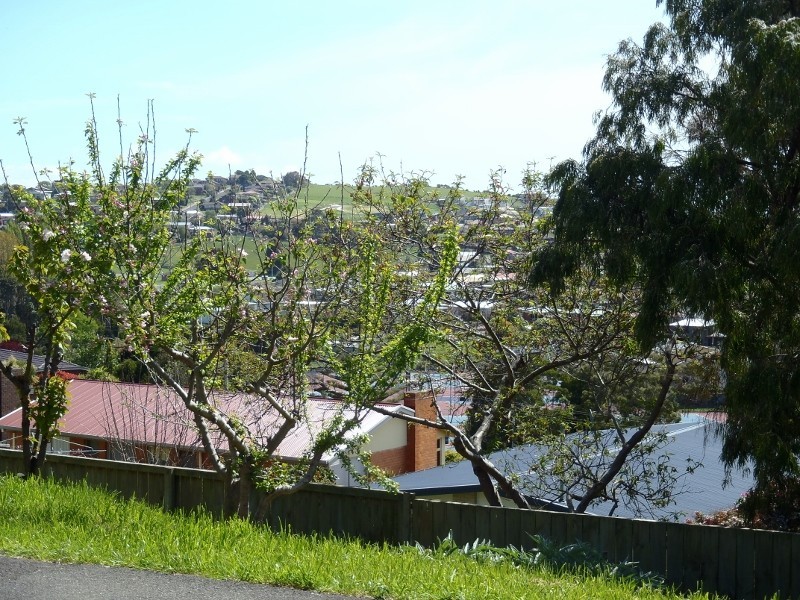 4/62 View Road, Burnie TAS 7320