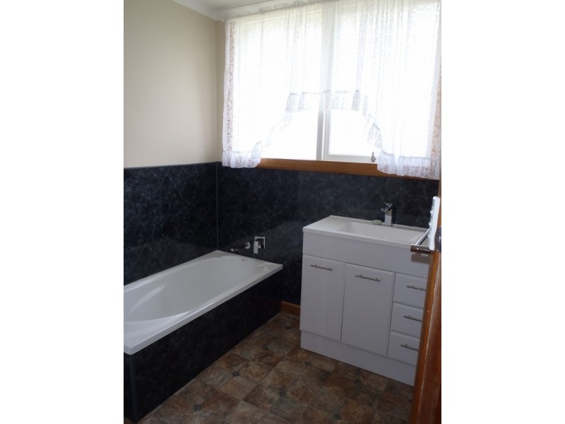 19 Malakoff Street, Somerset TAS 7322