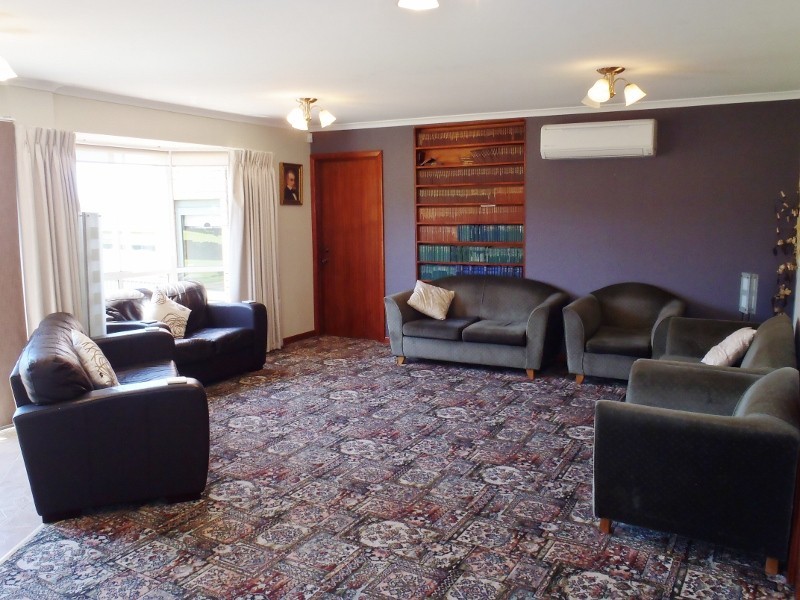 16 Pine Avenue, Burnie TAS 7320