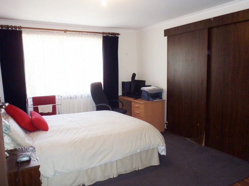 16 Pine Avenue, Burnie TAS 7320