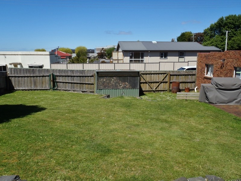 16 Pine Avenue, Burnie TAS 7320
