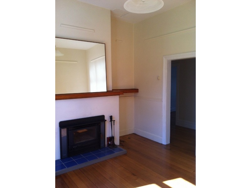 24 Elizabeth Street, Burnie TAS 7320