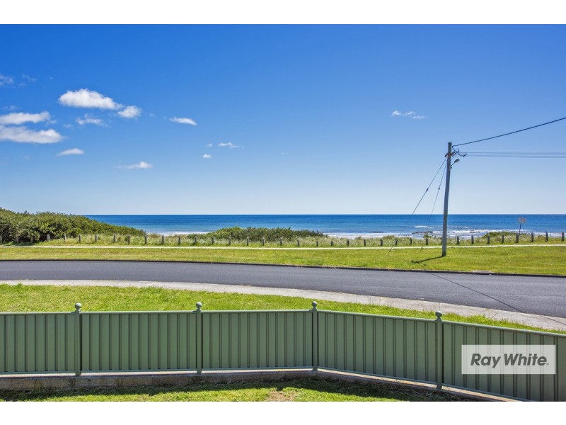 16 Esplanade, Somerset TAS 7322
