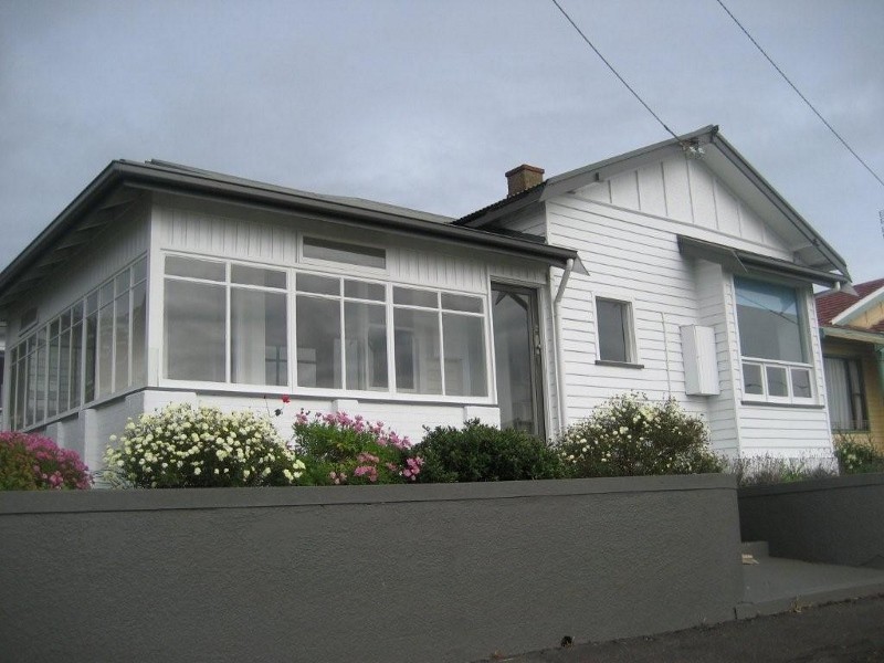 15 Bass Highway, Burnie TAS 7320