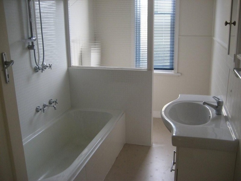 15 Bass Highway, Burnie TAS 7320