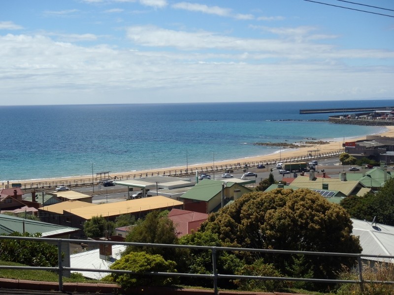 17 Regent Street, Burnie TAS 7320