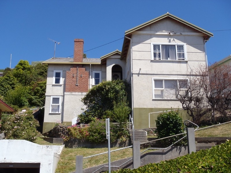 17 Regent Street, Burnie TAS 7320