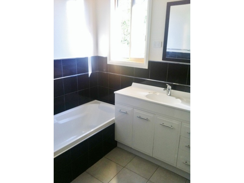 8 Pine Avenue, Upper Burnie TAS 7320