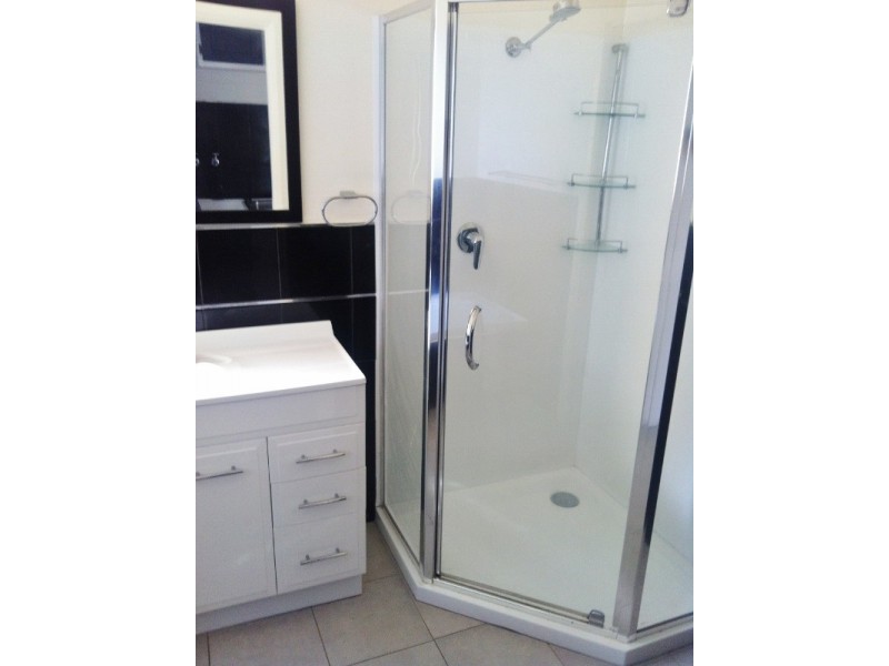 8 Pine Avenue, Upper Burnie TAS 7320