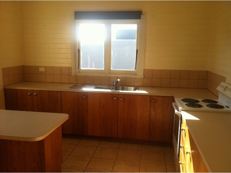 8 Pine Avenue, Upper Burnie TAS 7320