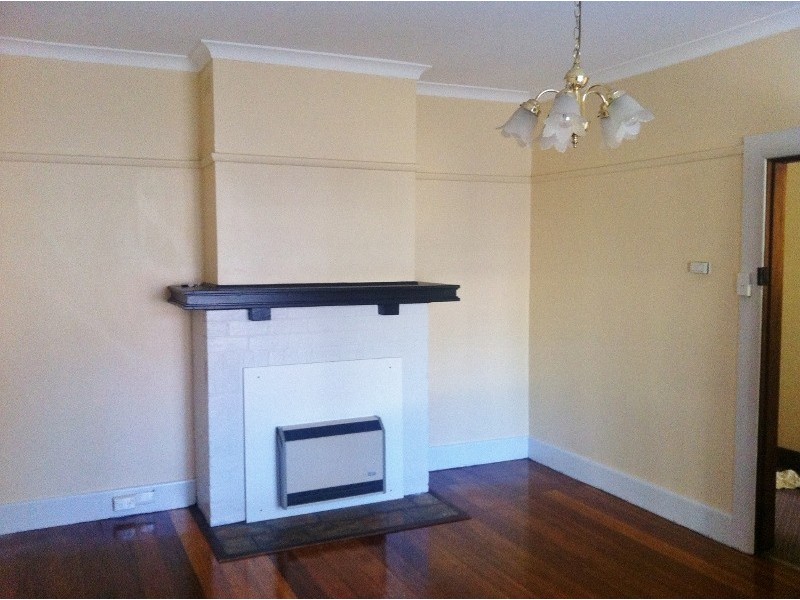 8 Pine Avenue, Upper Burnie TAS 7320