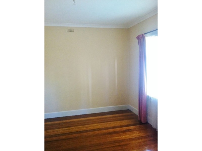 8 Pine Avenue, Upper Burnie TAS 7320
