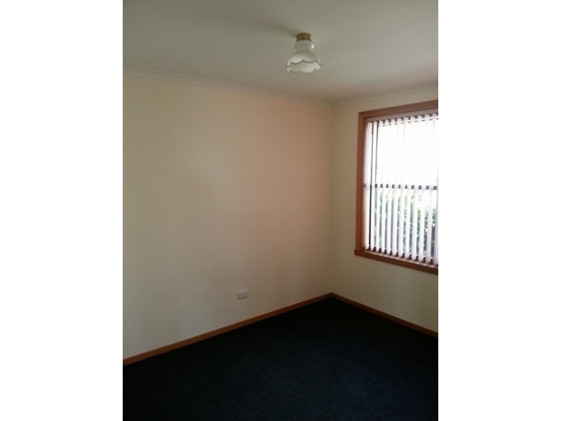 4/11 Avon Street, Burnie TAS 7320