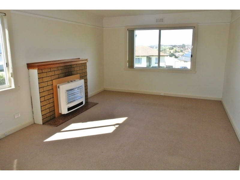 33 Ashwater Crescent, Penguin TAS 7316