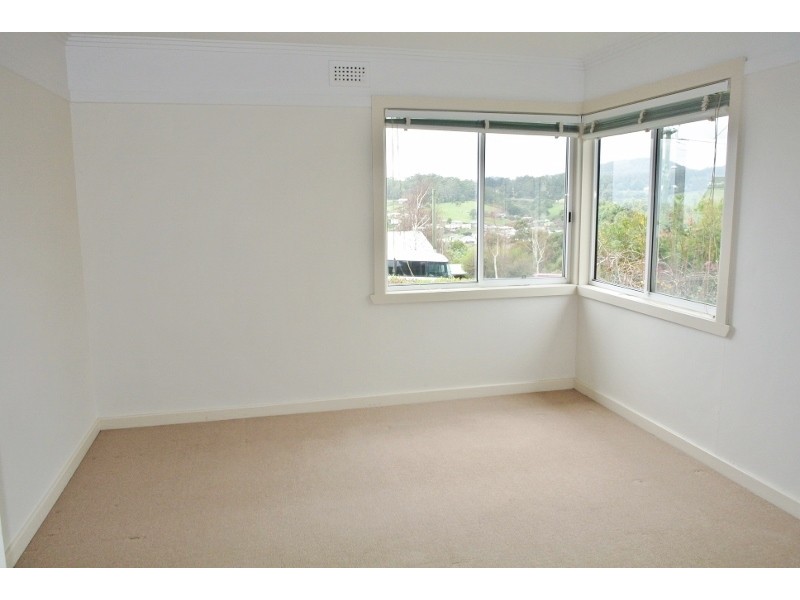 33 Ashwater Crescent, Penguin TAS 7316