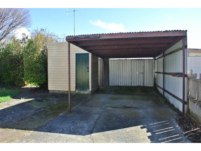 33 Ashwater Crescent, Penguin TAS 7316