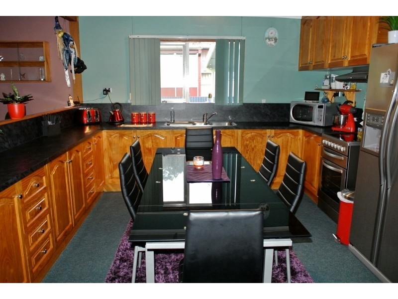 6 Howard Street, Rosebery TAS 7470