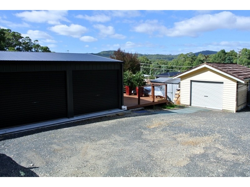 16 Old Cam Road, Somerset TAS 7322