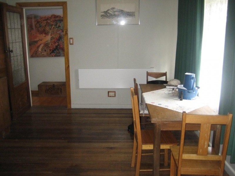 111 Main Street, Zeehan TAS 7469