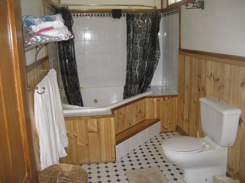 111 Main Street, Zeehan TAS 7469