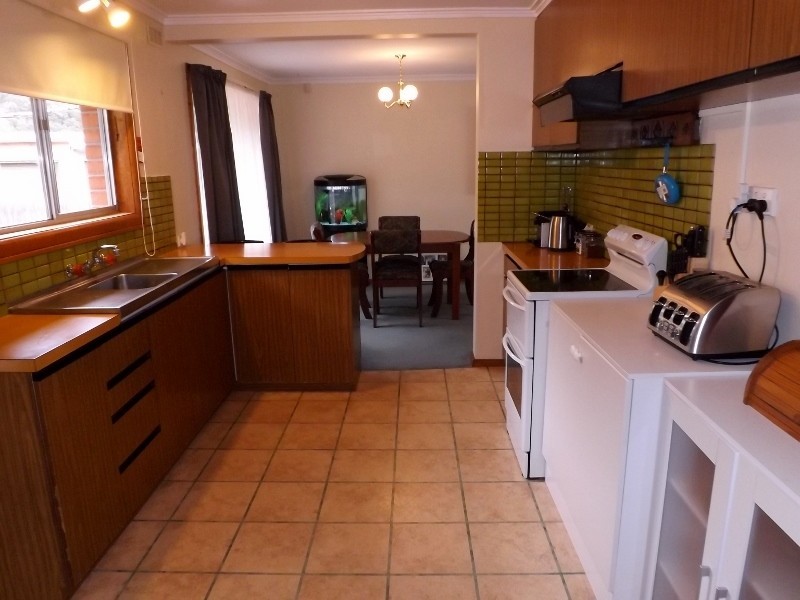 88 River Avenue, Heybridge TAS 7316