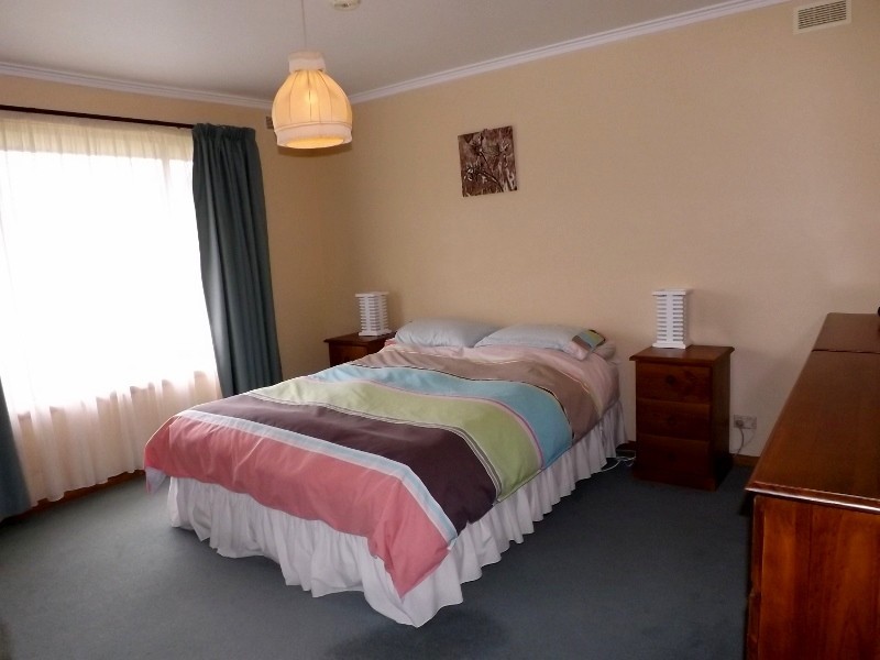 88 River Avenue, Heybridge TAS 7316