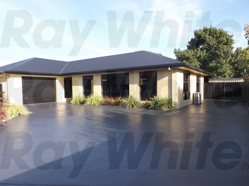 2/18 Bird Street, Burnie TAS 7320