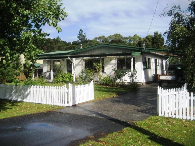 9-11 Andrews Street, Strahan TAS 7468