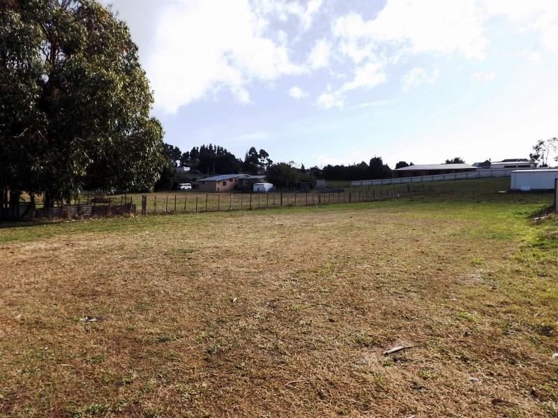 30 Berkshire Parade, Penguin TAS 7316