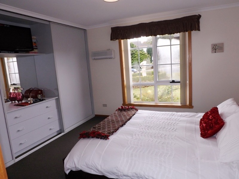 19 Mills Road, Burnie TAS 7320