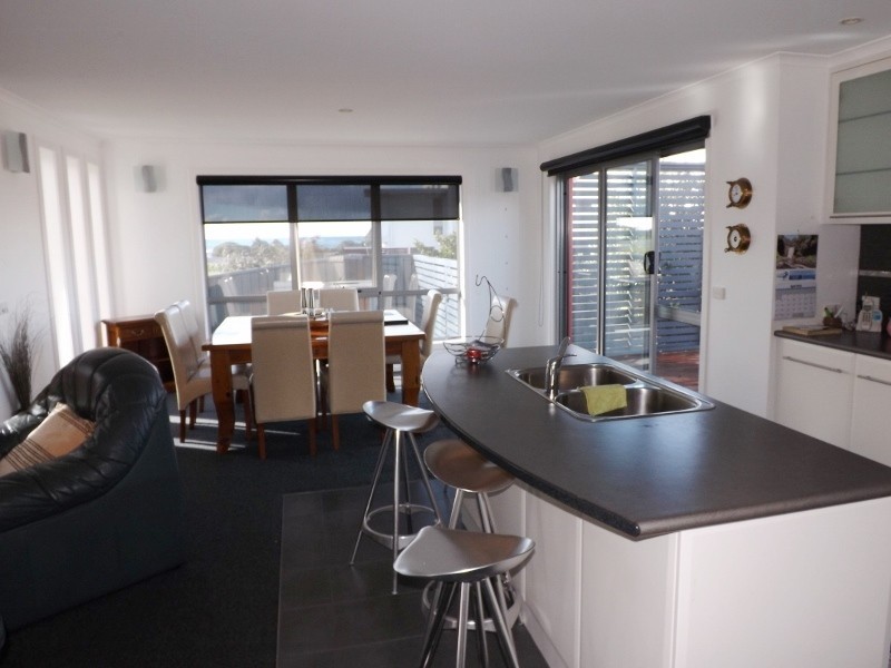 1 Waterford Drive, Sulphur Creek TAS 7316