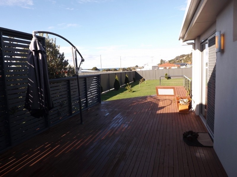 1 Waterford Drive, Sulphur Creek TAS 7316