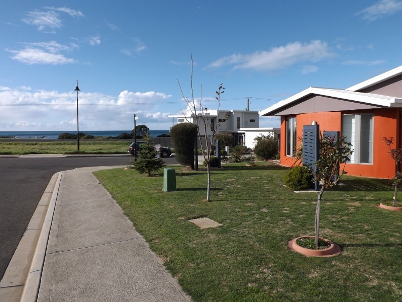 1 Waterford Drive, Sulphur Creek TAS 7316