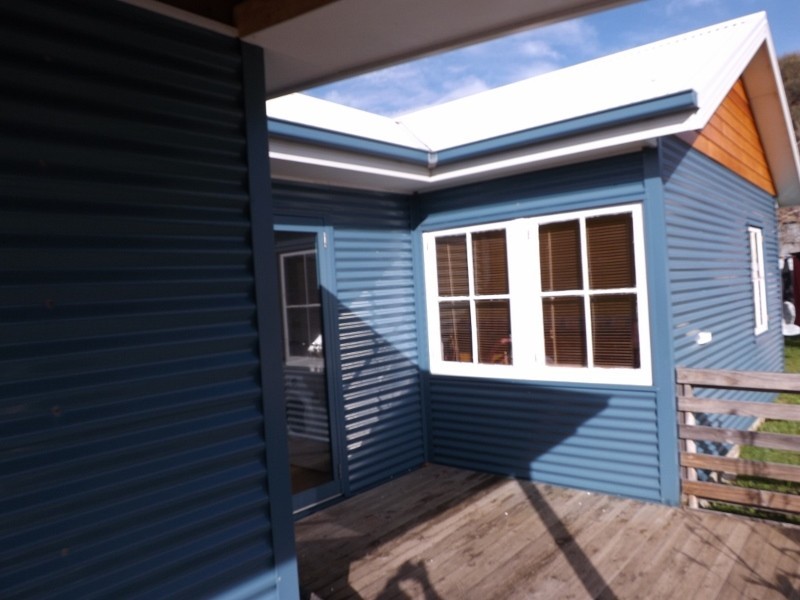 152 Main Road, Penguin TAS 7316