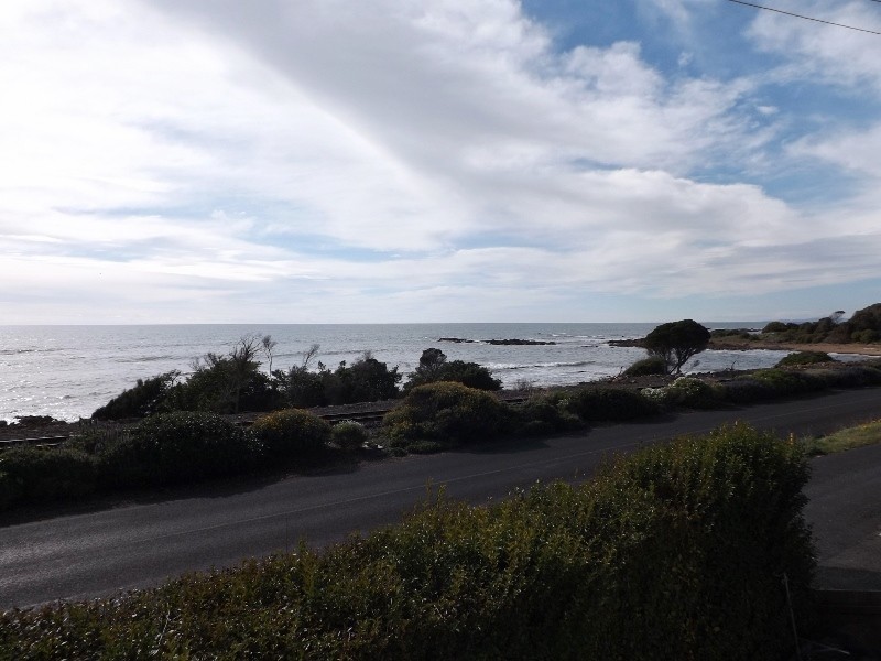 152 Main Road, Penguin TAS 7316